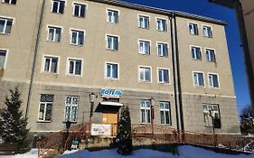 Комунальне підприємство готель Україна